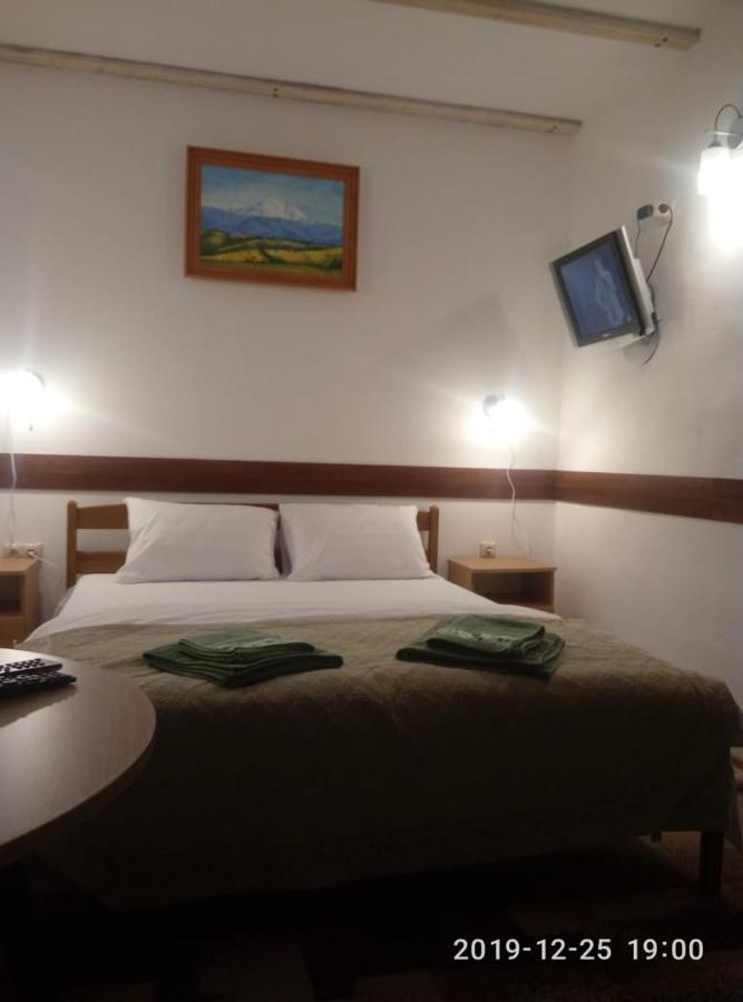 Cottage Palitra Jablunyzja Exterior foto